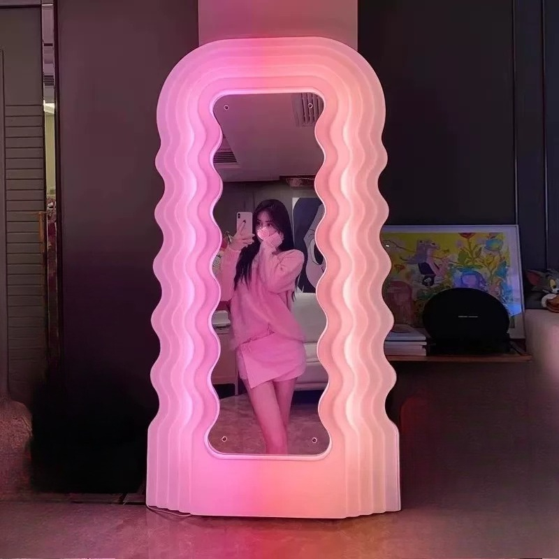 Furniture Lighting & Decor Magazine - 아파트 조명 장식 거울 색상 변화